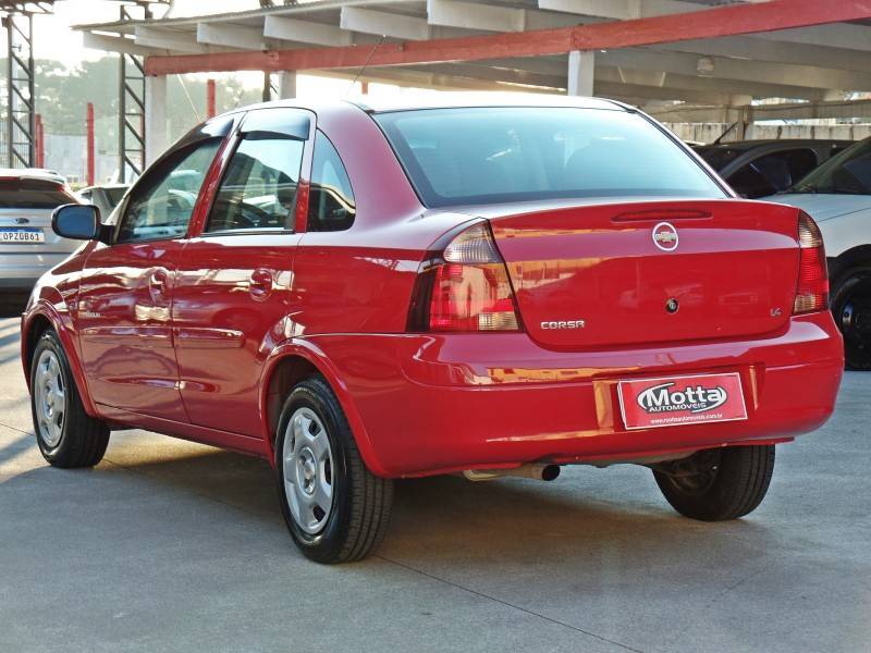 CHEVROLET - CORSA - 2009/2010 - Vermelha - R$ 31.800,00