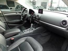 AUDI - A3 - 2014/2015 - Prata - R$ 82.800,00