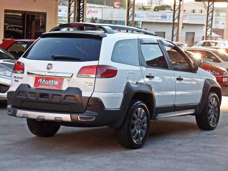 FIAT - PALIO - 2014/2015 - Branca - R$ 49.800,00