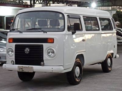 VOLKSWAGEN - KOMBI - 2011/2012 - Branca - R$ 52.800,00