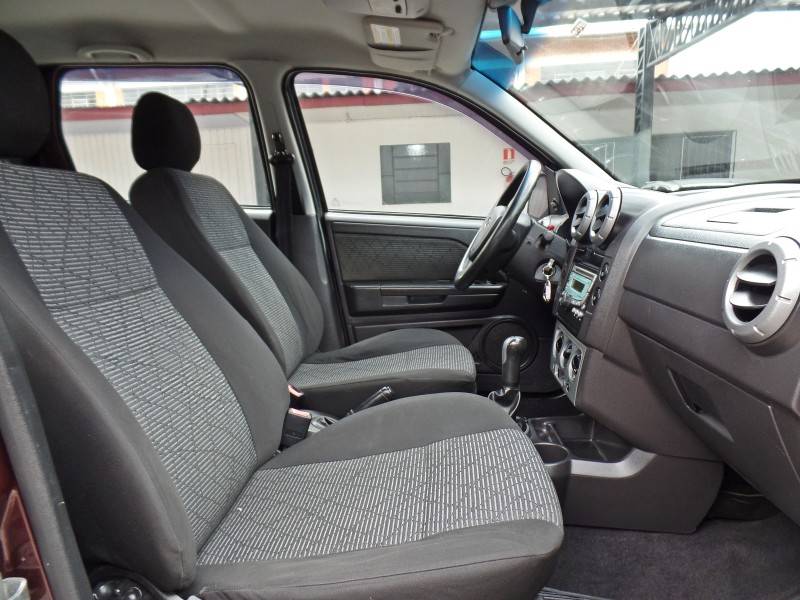 FORD - ECOSPORT - 2011/2012 - Vermelha - R$ 45.800,00