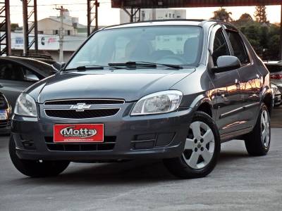 CHEVROLET - PRISMA - 2011/2012 - Cinza - R$ 32.500,00