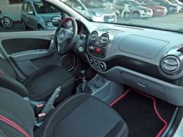 FIAT - PALIO - 2015/2015 - Branca - R$ 46.800,00