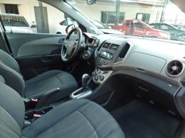 CHEVROLET - SONIC - 2012/2013 - Branca - R$ 39.900,00