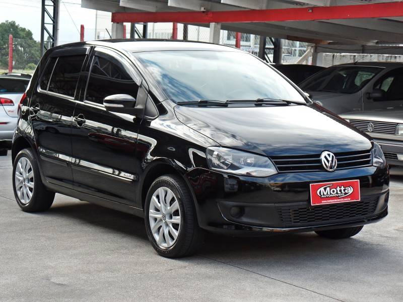 VOLKSWAGEN - FOX - 2009/2010 - Preta - R$ 29.800,00