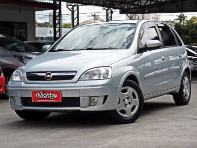 CHEVROLET - CORSA - 2008/2009 - Prata - R$ 31.900,00