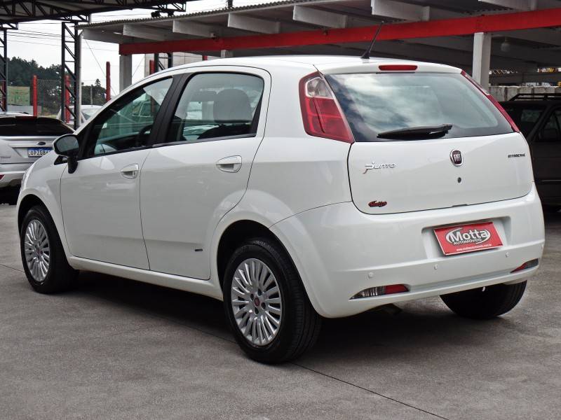 FIAT - PUNTO - 2011/2012 - Branca - R$ 39.800,00