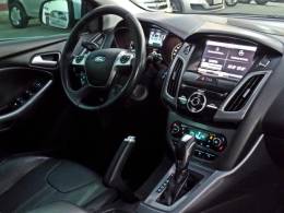FORD - FOCUS - 2014/2015 - Prata - R$ 64.800,00
