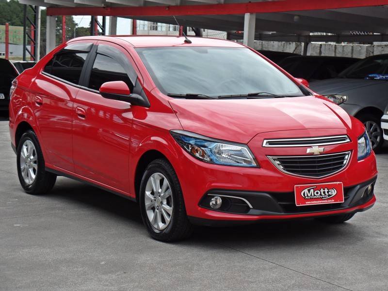 CHEVROLET - PRISMA - 2015/2016 - Vermelha - R$ 58.800,00