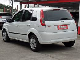 FORD - FIESTA - 2013/2014 - Branca - R$ 37.800,00