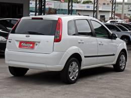 FORD - FIESTA - 2013/2014 - Branca - R$ 37.800,00