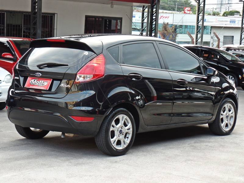 FORD - FIESTA - 2017/2017 - Preta - R$ 54.800,00