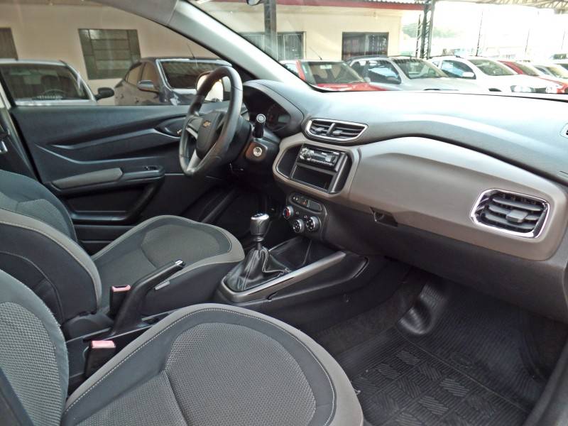 CHEVROLET - PRISMA - 2013/2013 - Prata - R$ 44.800,00