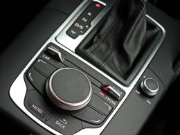 AUDI - A3 - 2014/2015 - Prata - R$ 82.800,00