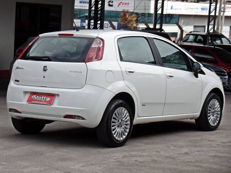 FIAT - PUNTO - 2011/2012 - Branca - R$ 39.800,00