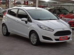 FORD - FIESTA - 2015/2016 - Branca - R$ 51.800,00