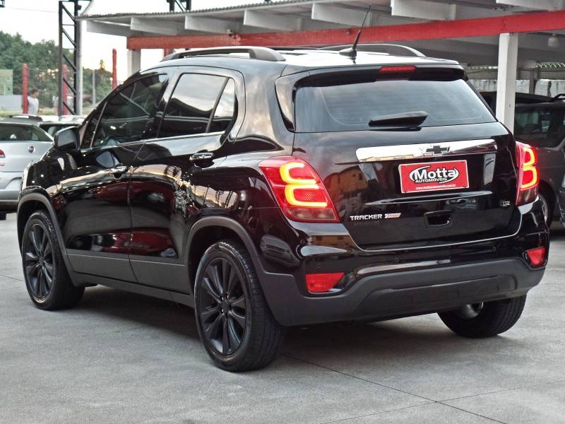 CHEVROLET - TRACKER - 2017/2017 - Preta - R$ 84.800,00