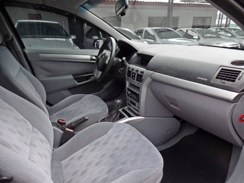 CHEVROLET - VECTRA - 2007/2008 - Preta - R$ 34.800,00