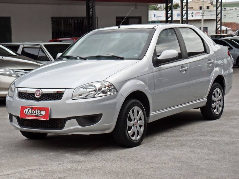 FIAT - SIENA - 2015/2015 - Prata - R$ 39.800,00