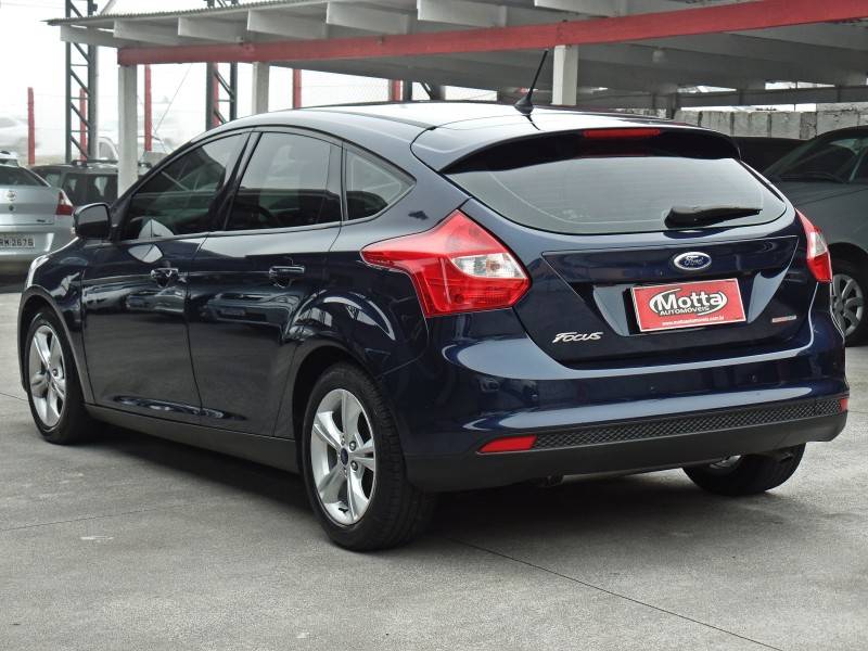 FORD - FOCUS - 2013/2014 - Azul - R$ 52.800,00