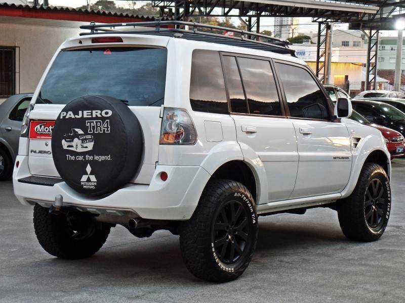 MITSUBISHI - PAJERO TR4 - 2014/2014 - Branca - R$ 72.900,00