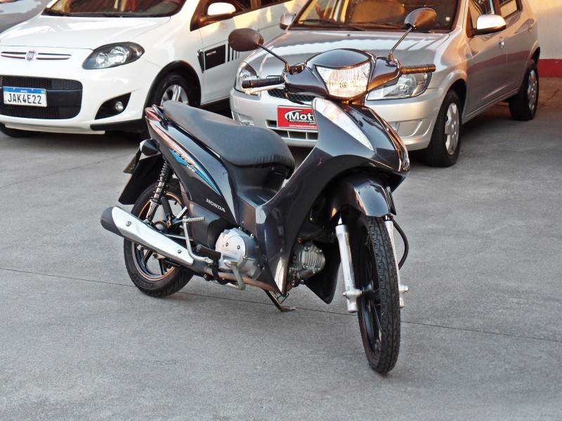 HONDA - BIZ 125 - 2017/2017 - Cinza - R$ 12.800,00