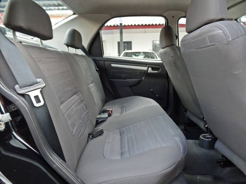 CHEVROLET - PRISMA - 2010/2011 - Preta - R$ 30.800,00