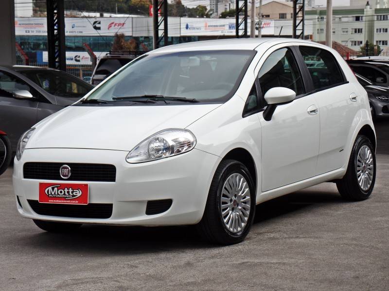 FIAT - PUNTO - 2011/2012 - Branca - R$ 39.800,00