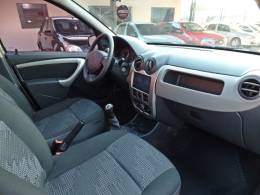 RENAULT - SANDERO - 2010/2010 - Prata - R$ 31.800,00