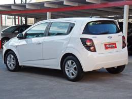 CHEVROLET - SONIC - 2012/2013 - Branca - R$ 39.900,00