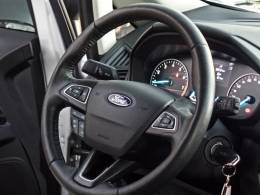 FORD - ECOSPORT - 2017/2018 - Prata - R$ 75.800,00