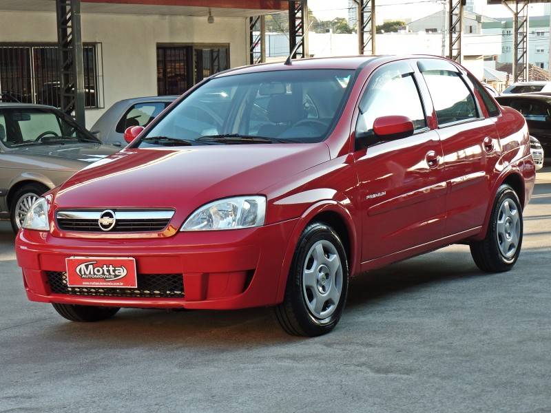 CHEVROLET - CORSA - 2009/2010 - Vermelha - R$ 31.800,00