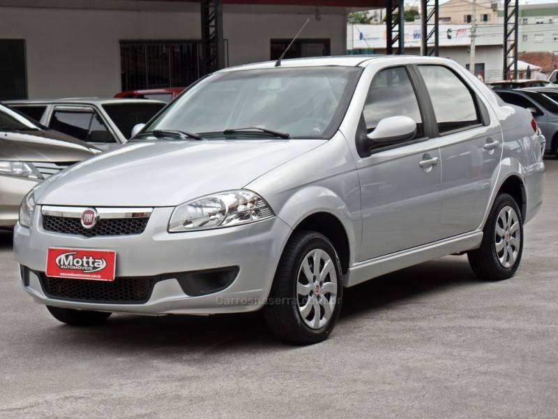 FIAT - SIENA - 2015/2015 - Prata - R$ 39.800,00