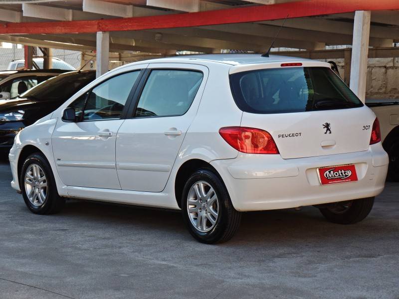PEUGEOT - 307 - 2011/2011 - Branca - R$ 29.900,00