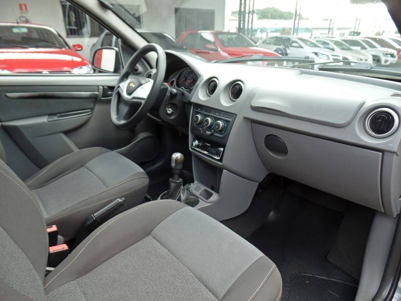 CHEVROLET - PRISMA - 2011/2012 - Cinza - R$ 32.500,00