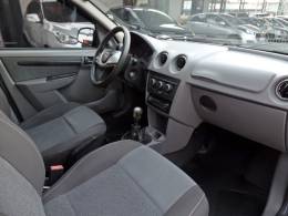 CHEVROLET - PRISMA - 2011/2012 - Cinza - R$ 32.500,00