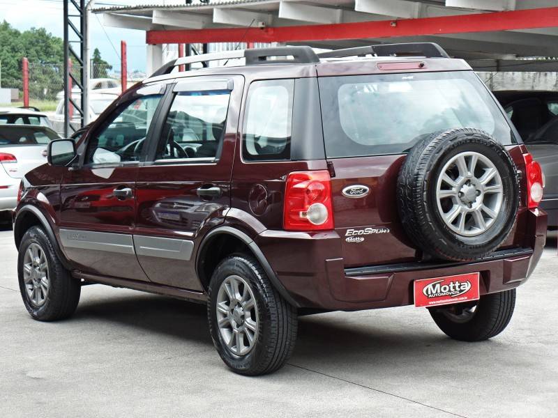 FORD - ECOSPORT - 2011/2012 - Vermelha - R$ 45.800,00