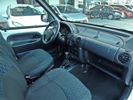 RENAULT - KANGOO - 2015/2016 - Branca - R$ 47.800,00