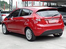 FORD - FIESTA - 2017/2017 - Vermelha - R$ 61.800,00