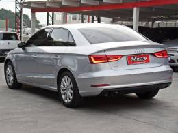 AUDI - A3 - 2014/2015 - Prata - R$ 82.800,00